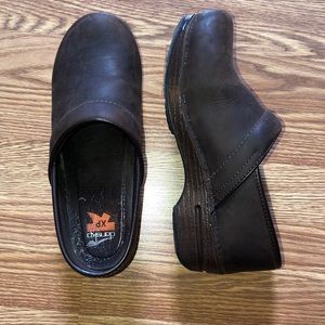 Dansko XP Professional size 39